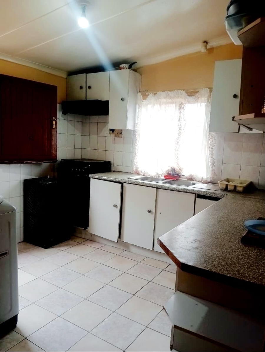 2 Bedroom Property for Sale in Mdantsane Nu 11 Eastern Cape